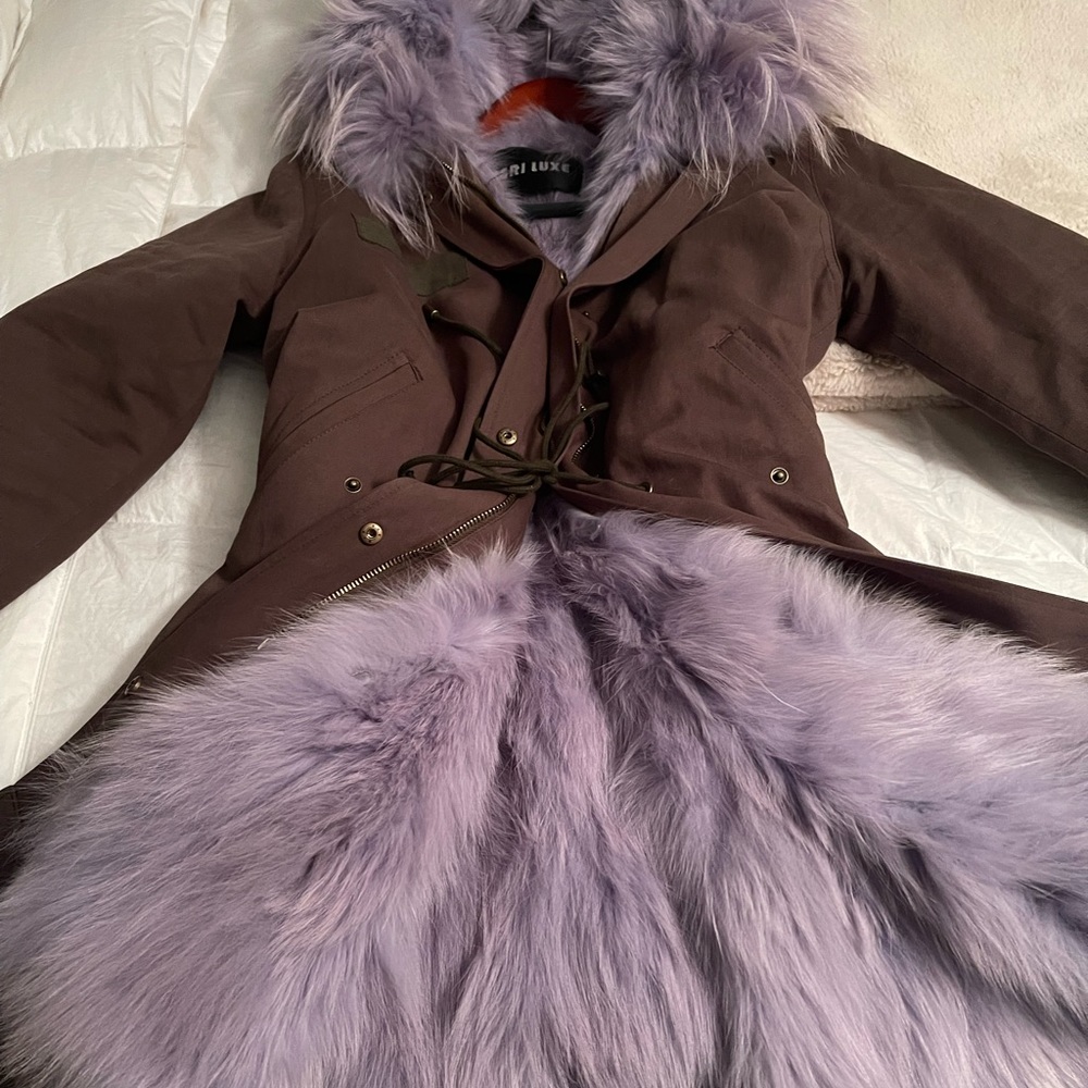 Peri Luxe Fur-Trim Parka women’s size M